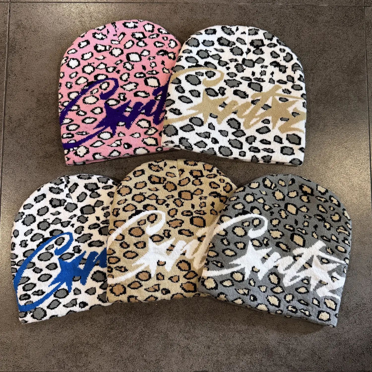 Y2K Vintage Leopard Print Jacquard Knit Beanie Hat, Graffiti Letter Pattern Thermal Skull Cap, Unisex Hip Hop Streetwear Warm Winter Cuffed Beanie, Couple Matching Casual Windproof Knitted Hat