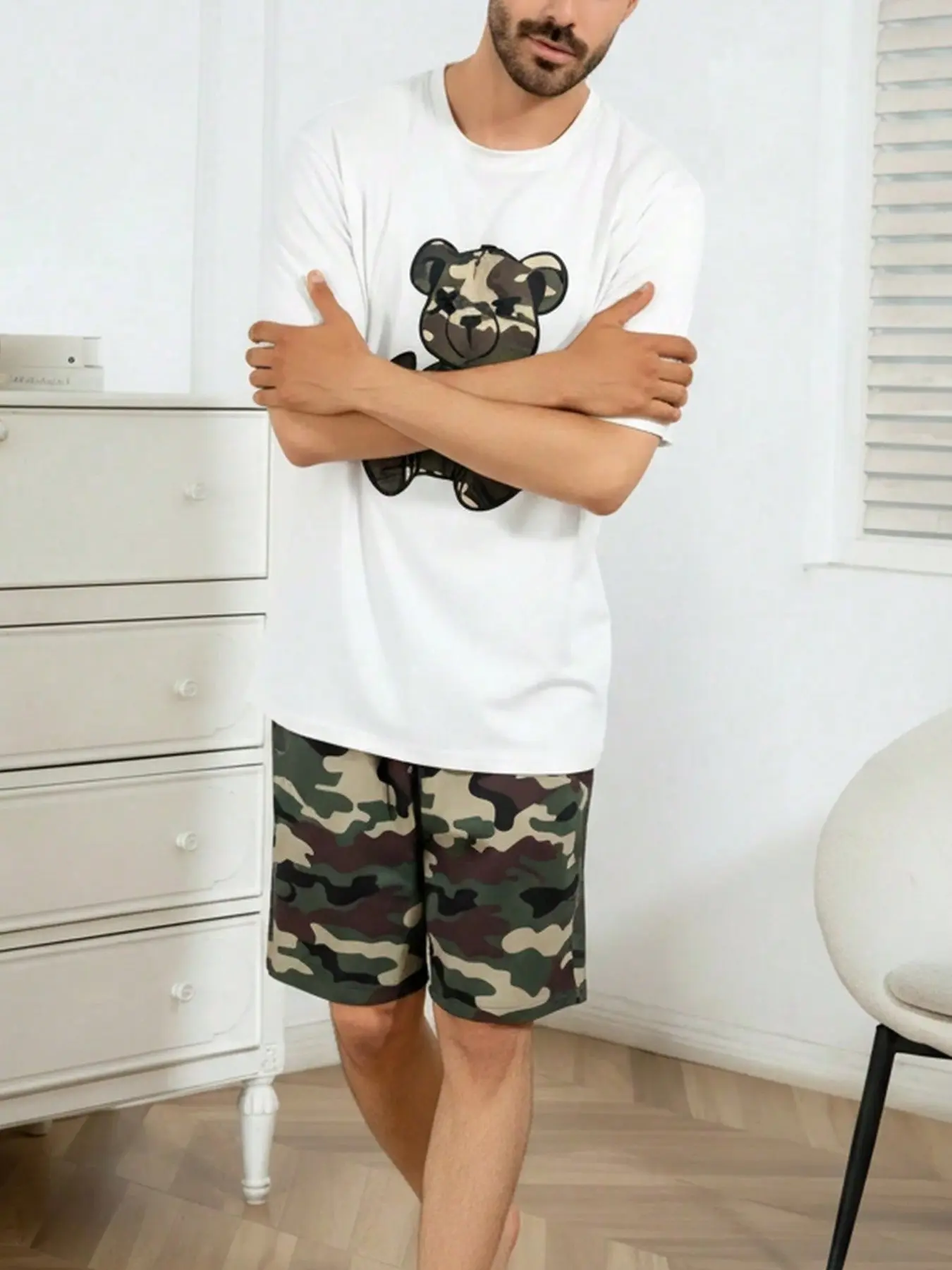 Men's Camouflage Bear Print Short Sleeve Pajama Set, Summer Loose Round Neck Top, Camouflage Shorts, Casual Home Wear