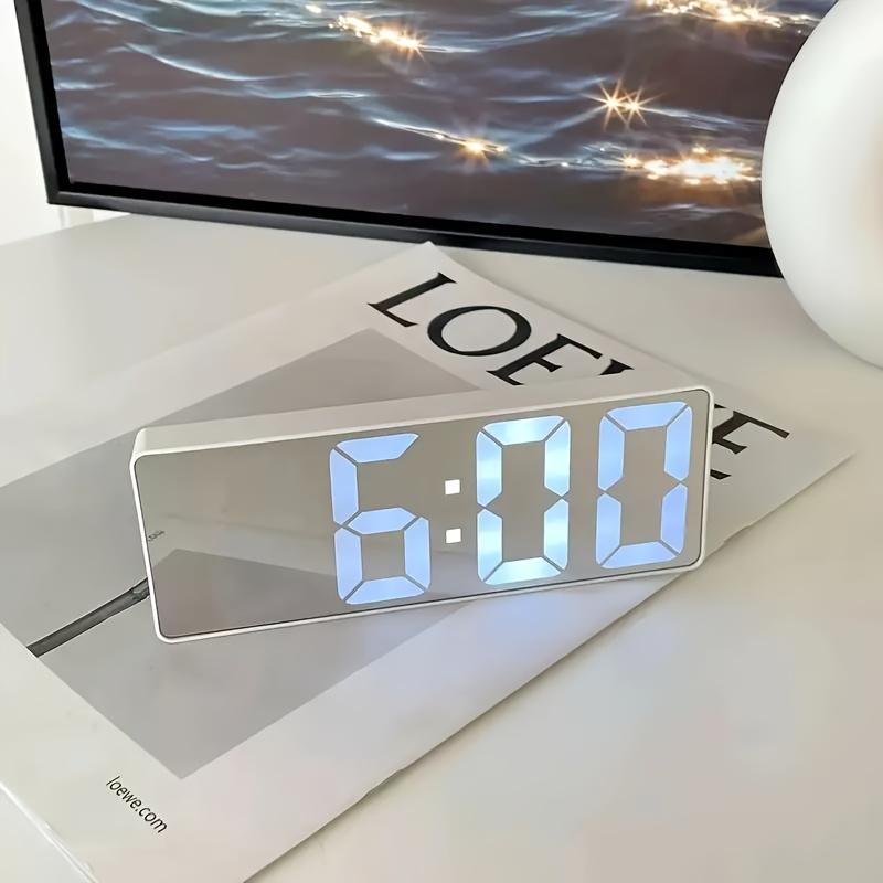 1pc LED Mirror Table Alarm Clock |   Digital Display, USB Powered, Snooze Function, Modern Rectangular Design with Plastic Frame, ≤36V Operating Voltage |   Ideal for Bedroom Or Office Decor
