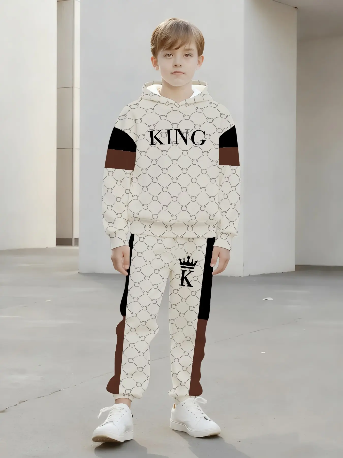 Boys' Full-Print Diamond Pattern King Letter Hoodie and Patchwork Pants Set, Autumn Luxury Casual, Trendy Retro Kids Clothing Set
