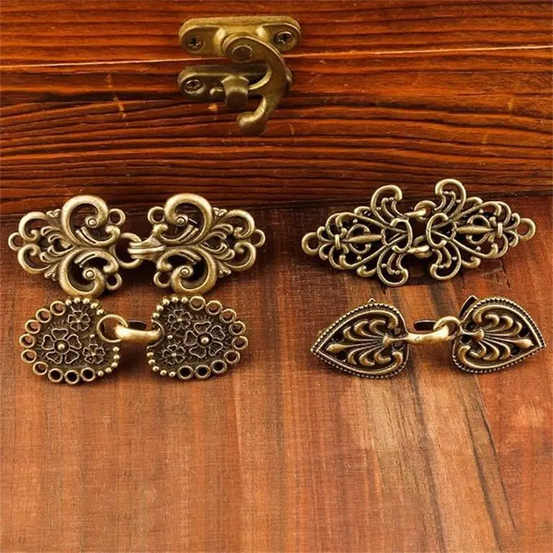 2/4Pcs No-Sew Dress Cinch Clips | Instant Waist Tightener & Sweater Clips | Adjustable Shirt Shawl Clips for Women Clothing