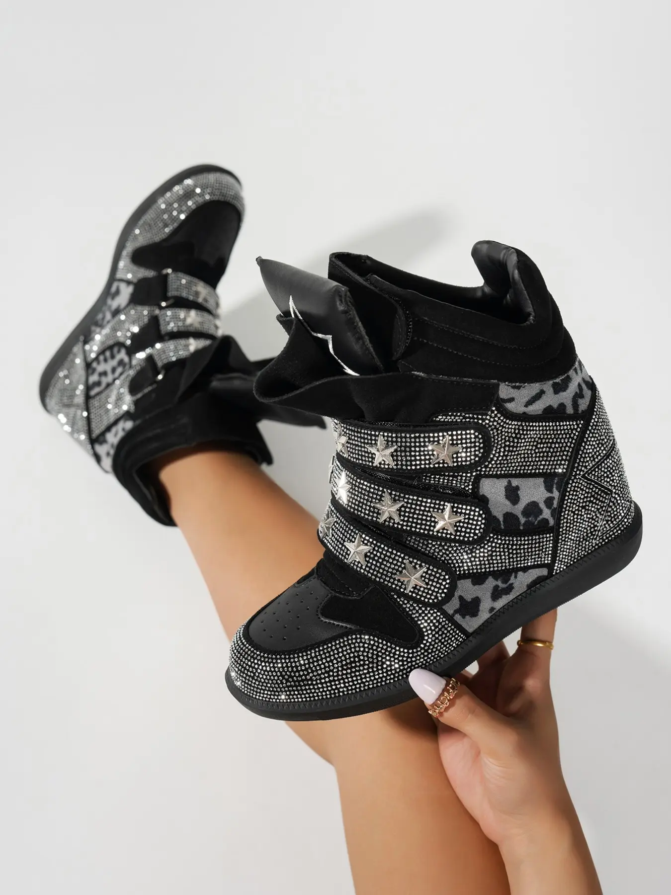 Leopard Print High Top Shoes for Women, Star Rivet Velcro Thick Sole, Retro Y2K Punk Style, Fall Winter Casual Boots