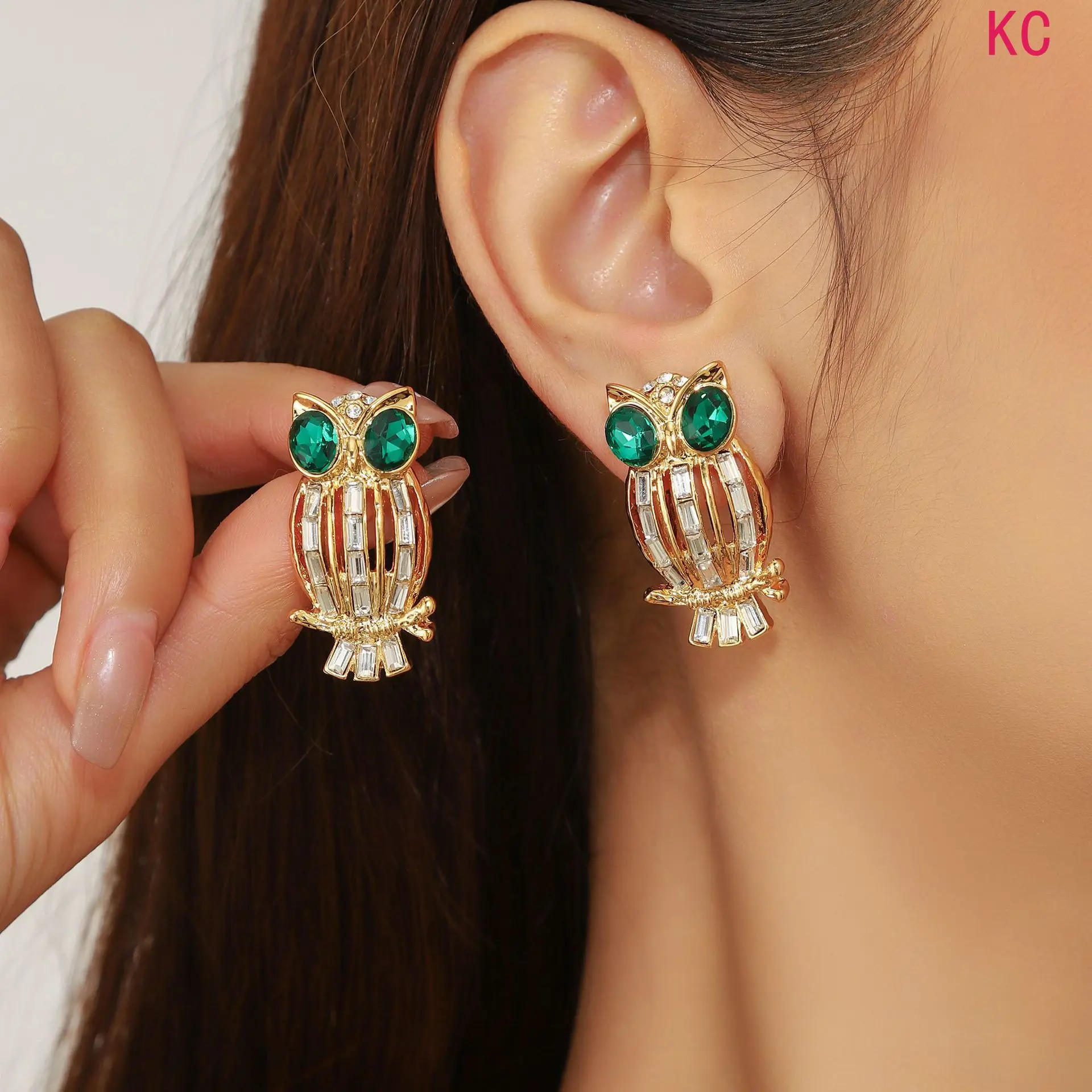 Vintage Hollow Owl Metal Stud Earrings With Silver Needle And Rhinestone Inlay, Unique Fashion Ear Jewelry For Women