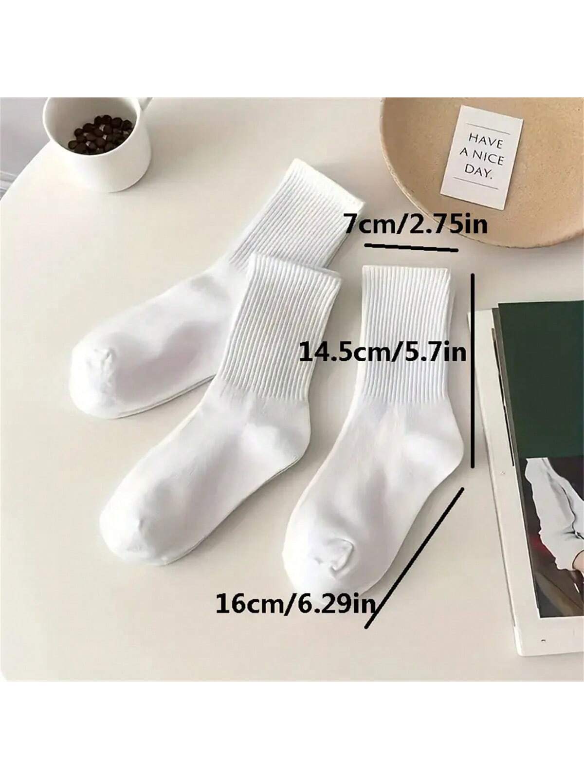 1 Pairs of Fashionable Long Socks for Men - Easy to Use & Clean, Simple & Versatile, Knitted Fabric, Classic Stripes, Daily Wear, Beige Plain Outfit Chainsaw