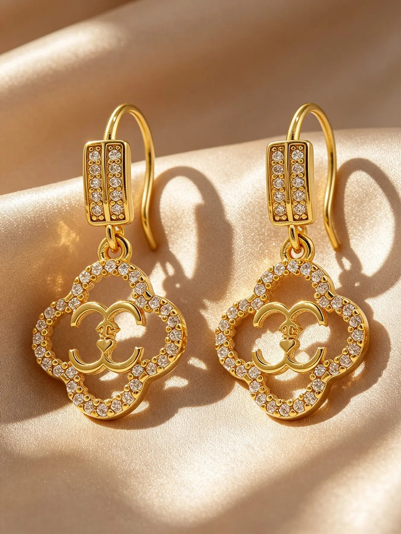 1 Pair 2026 Fashion New Models Sparkling Gold Four-leaf Drop Earrings - Luxury Double C Zircon Earrings for Women, Lightweight Hypoallergenic Hollow Earrings Perfect for Daily Outfits & Special Occasions, Clover Earrings