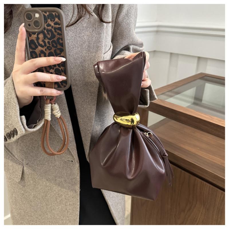 Retro Pleated Simple Niche Design Western Style Small Bag Women's Aesthetic Bucket
