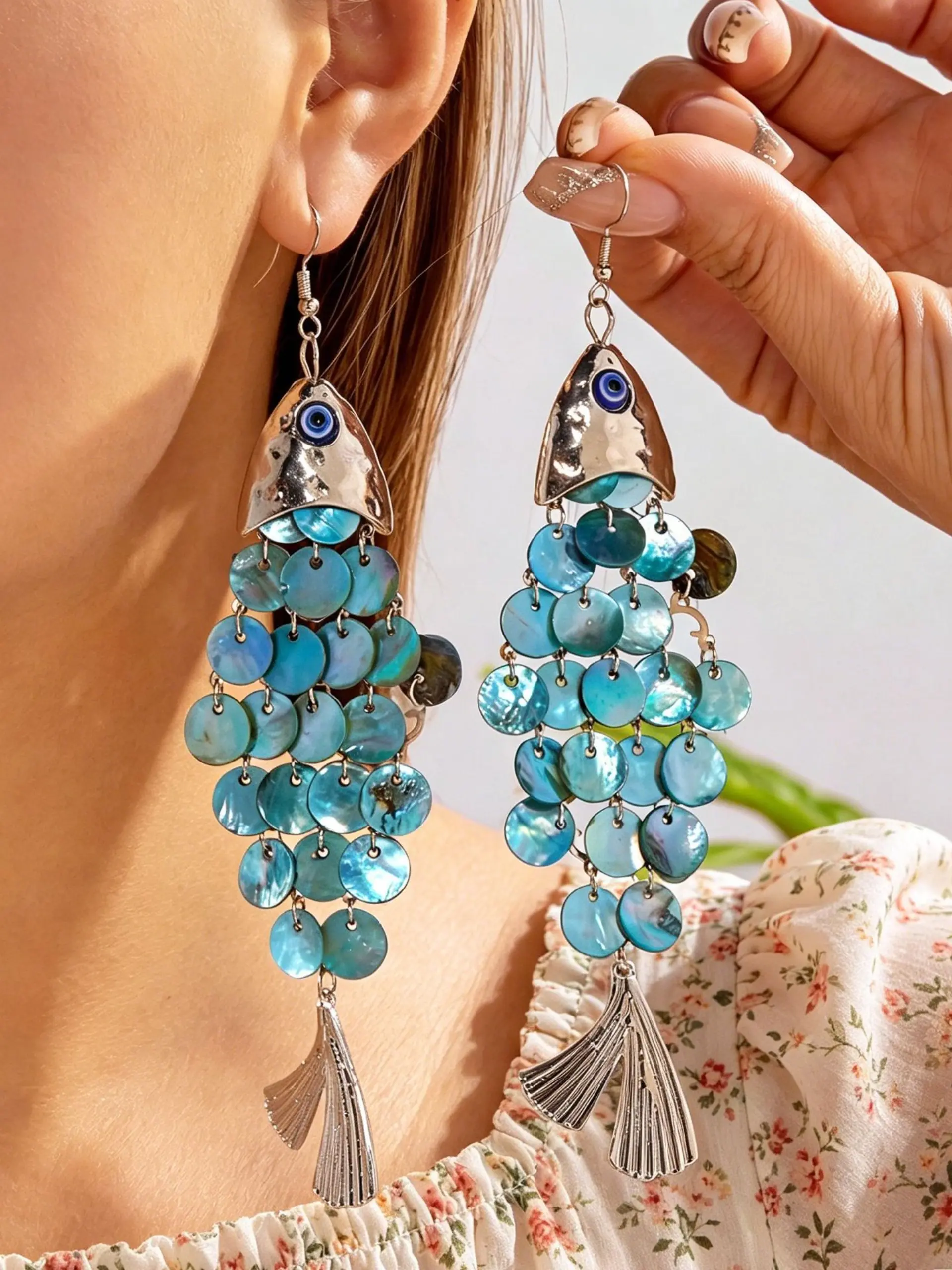 Vintage Beach Vacation Style Elegant Fish Drop Earrings, Handmade Shell Linked Fish Scale Women's Fish Earrings, Unique Jewelry Gift for Daily Wear & Holiday