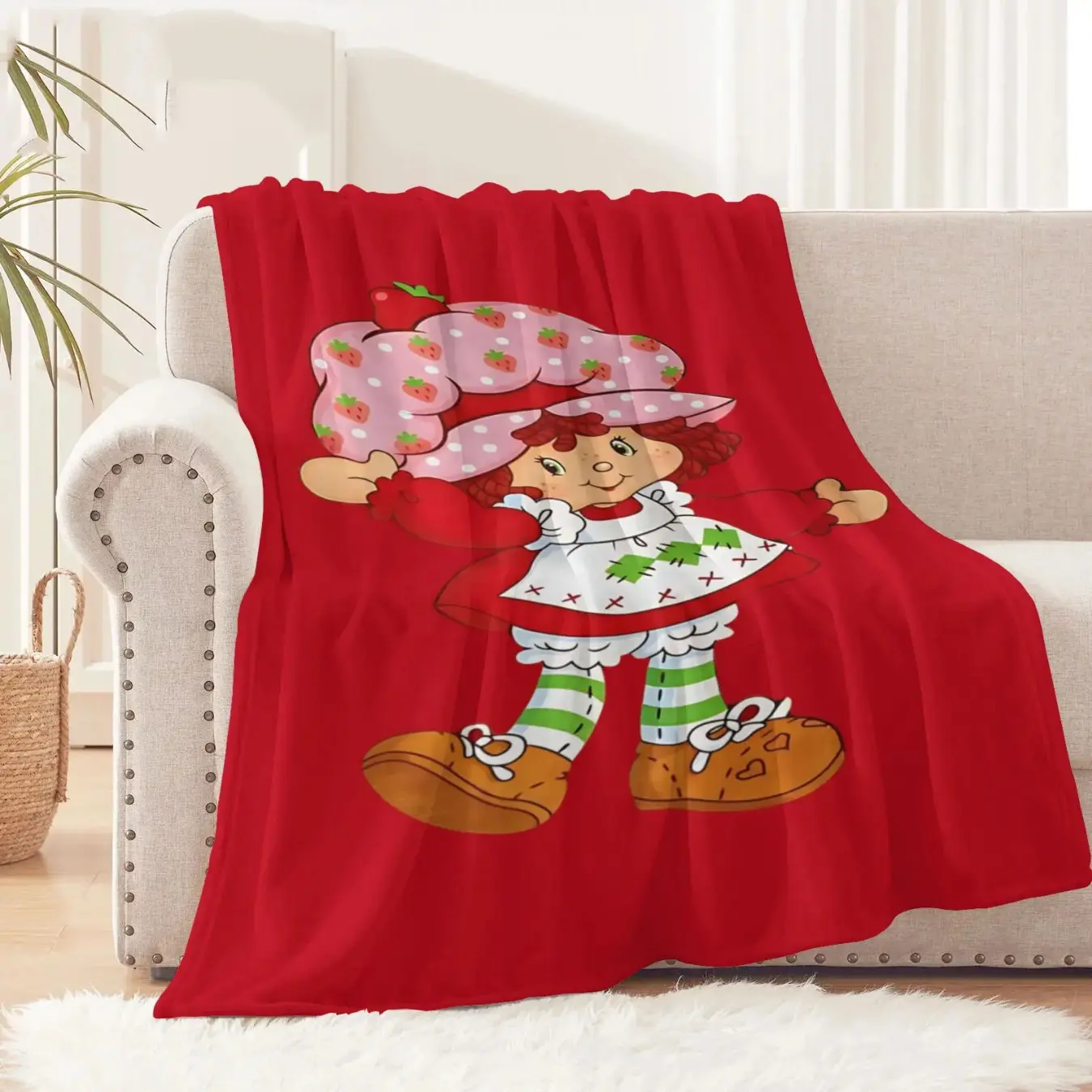 Strawberry Pink Shortcake Flannel Blanket, Cute Dessert Print Throw Blanket, Soft Fleece Blanket, Cozy Sofa Bed Travel Blanket, Sweet Gift for Strawberry Lovers
