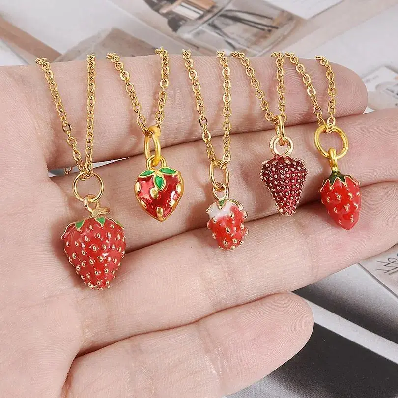 1pc Red Strawberry 3D Simulate Enamel Pendant Necklace For Women Gentle Fruit Originality Collar Accessories Bijoux Party Gift