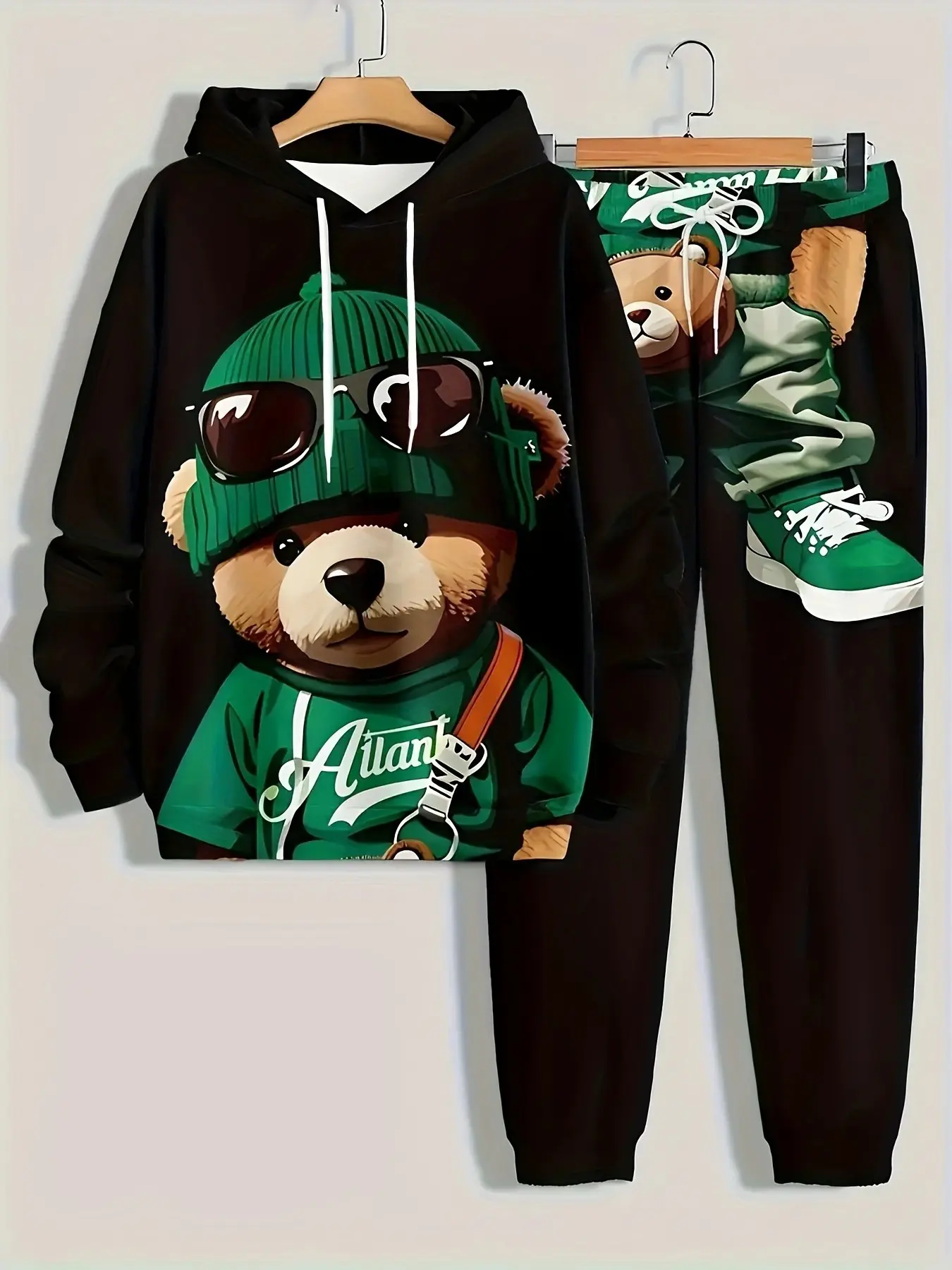 Street Style Bear Print Hoodie and Pants Set, Loose-Fit Casual Sportswear, Two-Piece for Men, Comfortable and Trendy, Hoodie Sweatsuit Set