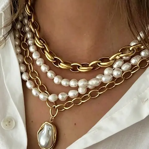 4pcs Vintage French Style Thick Metal Layered Pearl Necklace With Baroque Pendant For Women Suitable For Daily Decoration, Outfit Matching, Date, Party, Holiday Gift, Stacking Necklace