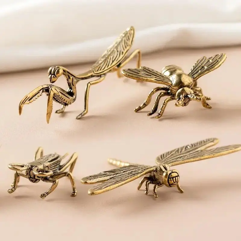 Brass insect set 4pcs set Statue, dragonfly, cricket, bee, mantis combination set, small figurine decoration ornament