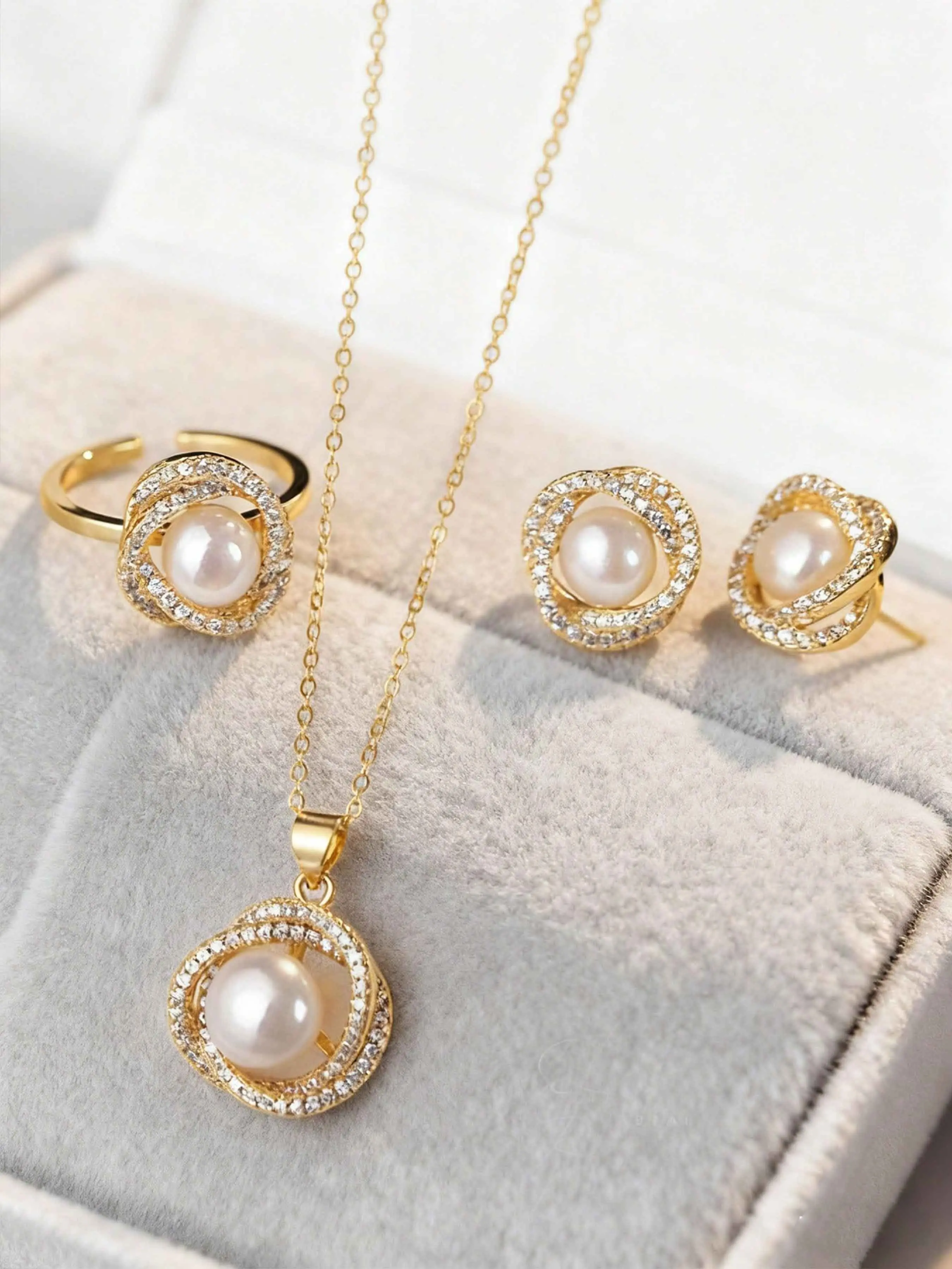 4-Piece Jewelry Set, Necklace, Earrings, Ring, Vintage Elegant Artificial Pearl, Rhinestone Rose Petals, Women's Daily Party Wear, Bridal Jewelry Set for Wedding, Gift