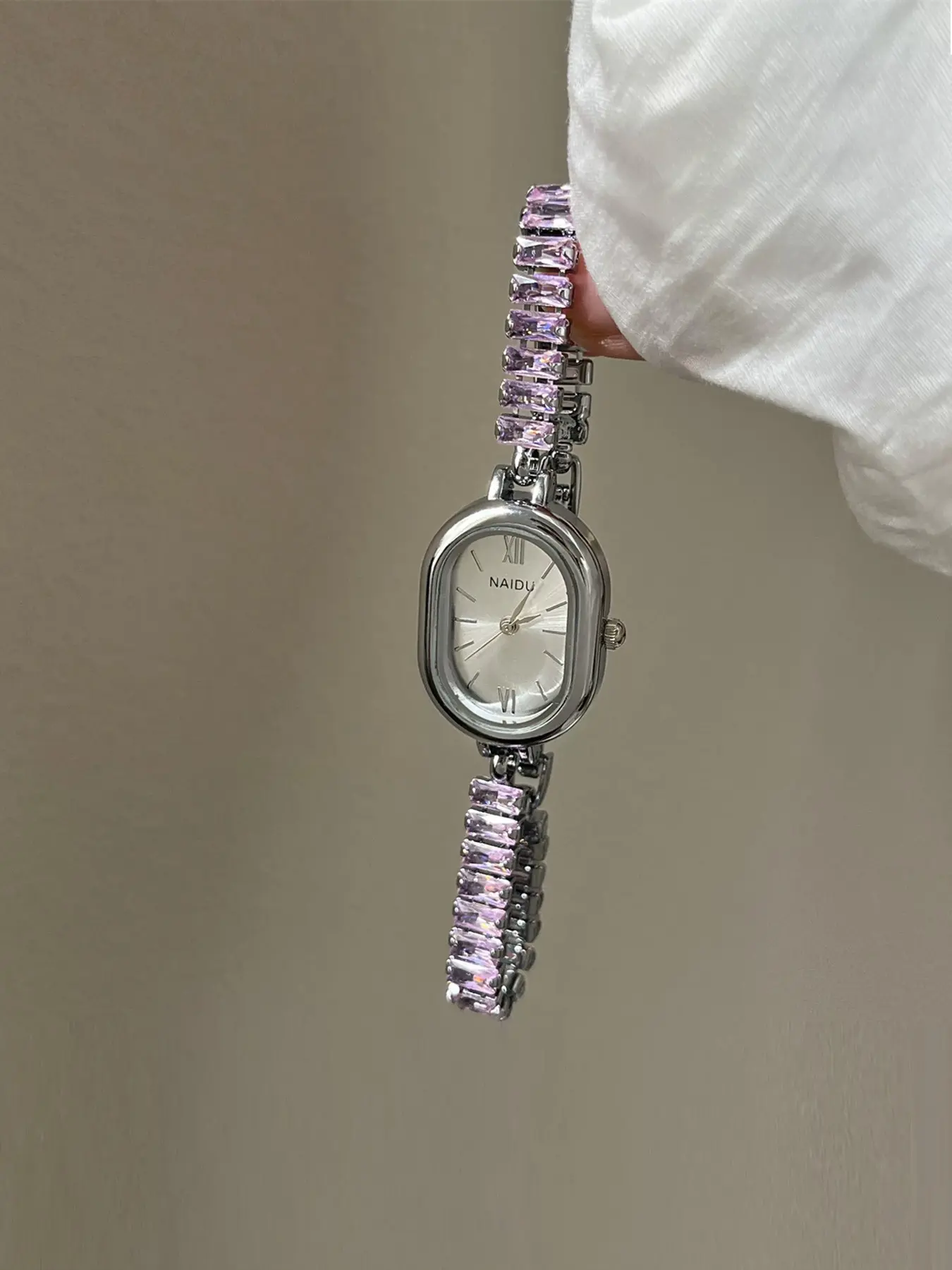 Vintage Chain Women's Watch, Oval Dial Simple Fashion Quartz Watch, Elegant Alloy Case, Ideal Valentine's Gift, All-Season Accessory, Classic Quartz Watch, Oval Shaped Watch