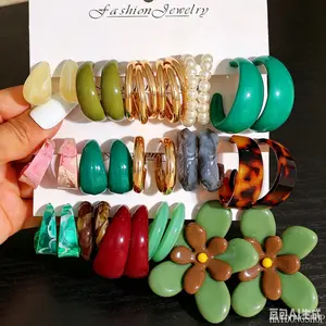 Coastal Vintage Boho 15 Pairs Resin Earring Set, Mixed C-Shape Hoops & Floral Studs, Unplated Safe Metal All-Season Stackable Jewelry, Versatile Hippie Chic Accessory For Women Festival Daily Styling