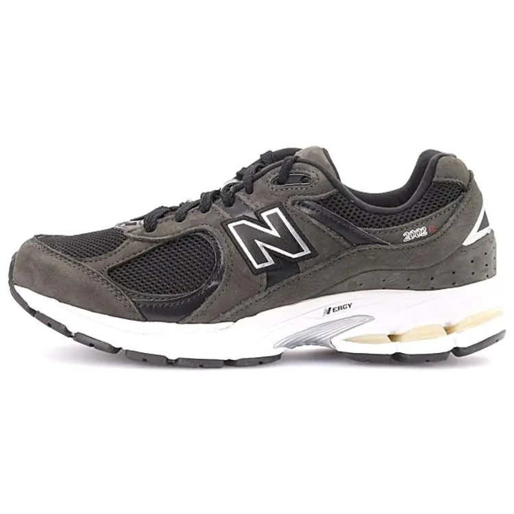New Balance NB 2002R Comfortable Low-Top Casual Running Shoes for Men and Women – Classic Black, Wide Fit Verifiable, with credentials and supporting global authentication