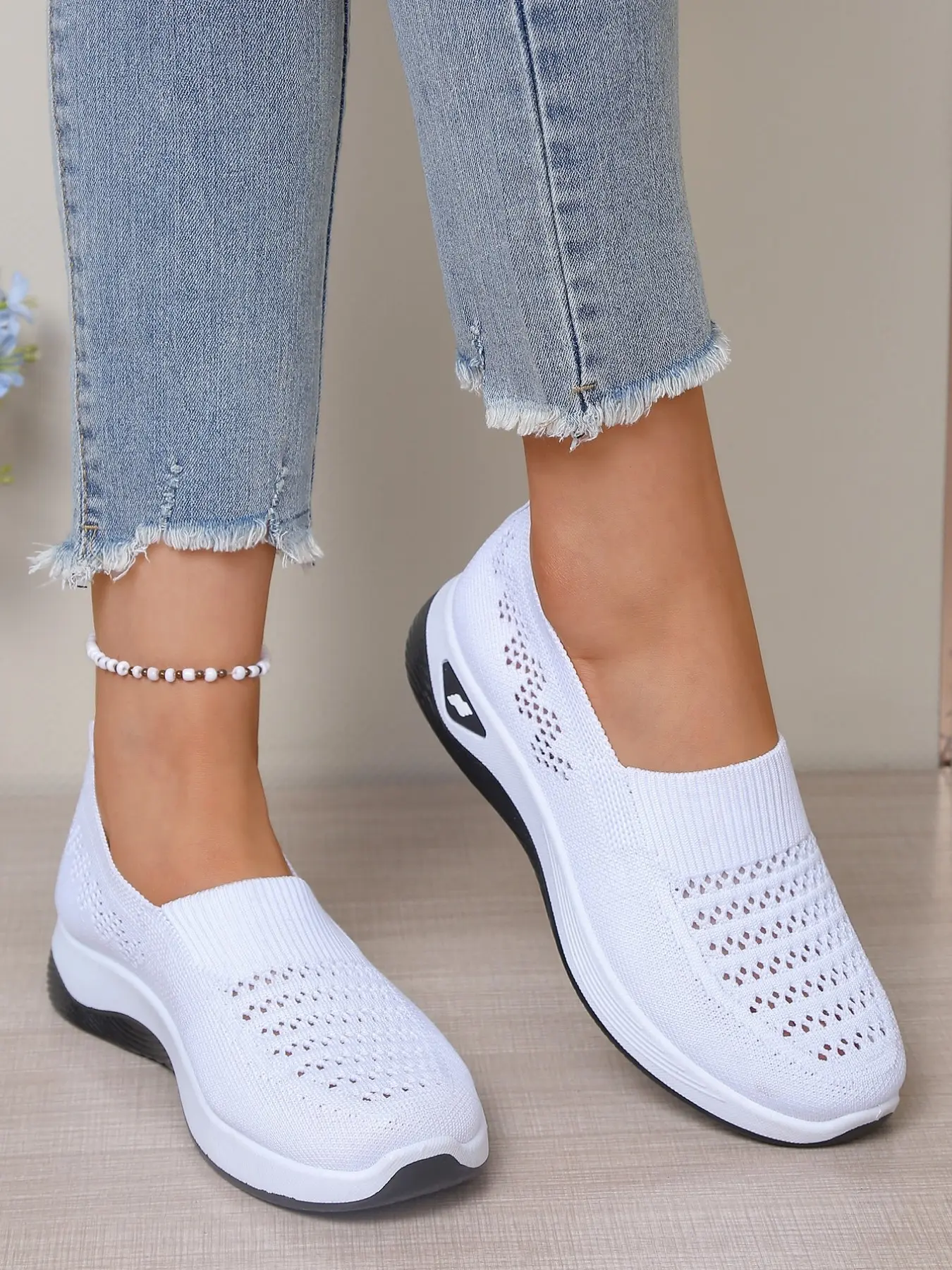 Women's Lightweight Breathable Running Shoes, Plain Color, Flat Sole, Shock Absorption, Non-Slip, Sporty Style, All Seasons