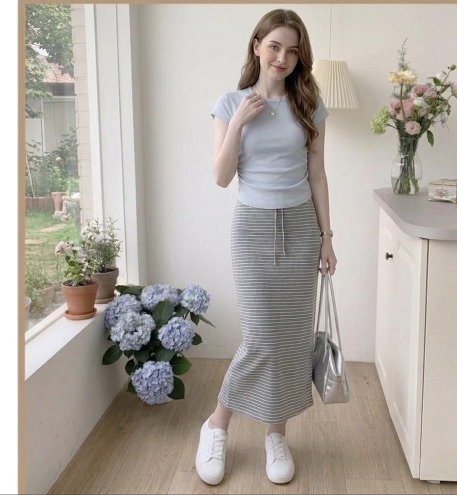 Women's Ruched Crop Top Summer Casual Short Sleeve T-Shirt Slim Fit Basic Tee