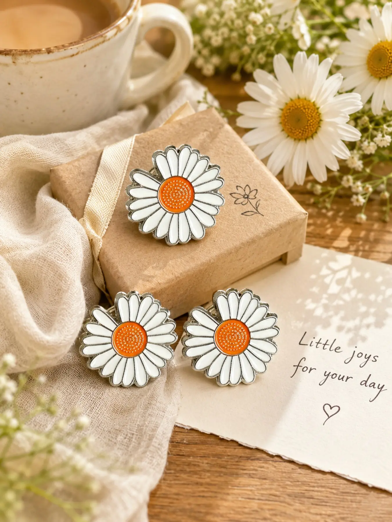 3Pcs Cute Daisy Enamel Pin Set, White Flower Brooches with Orange Center, Mini Floral Backpack & Denim Jacket Accessories, Sweet Gift for Women and Girls
