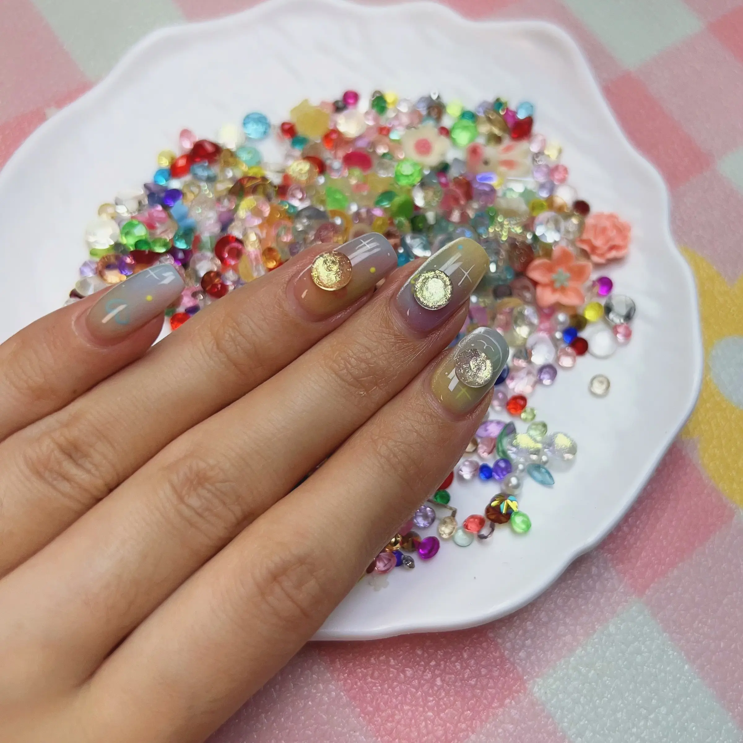 15g Nail Glitter Sequins Mixed Colors & Shapes, Assorted Glitter Flakes for Nail Art DIY, Sparkly Craft Decor, Mixed Pack