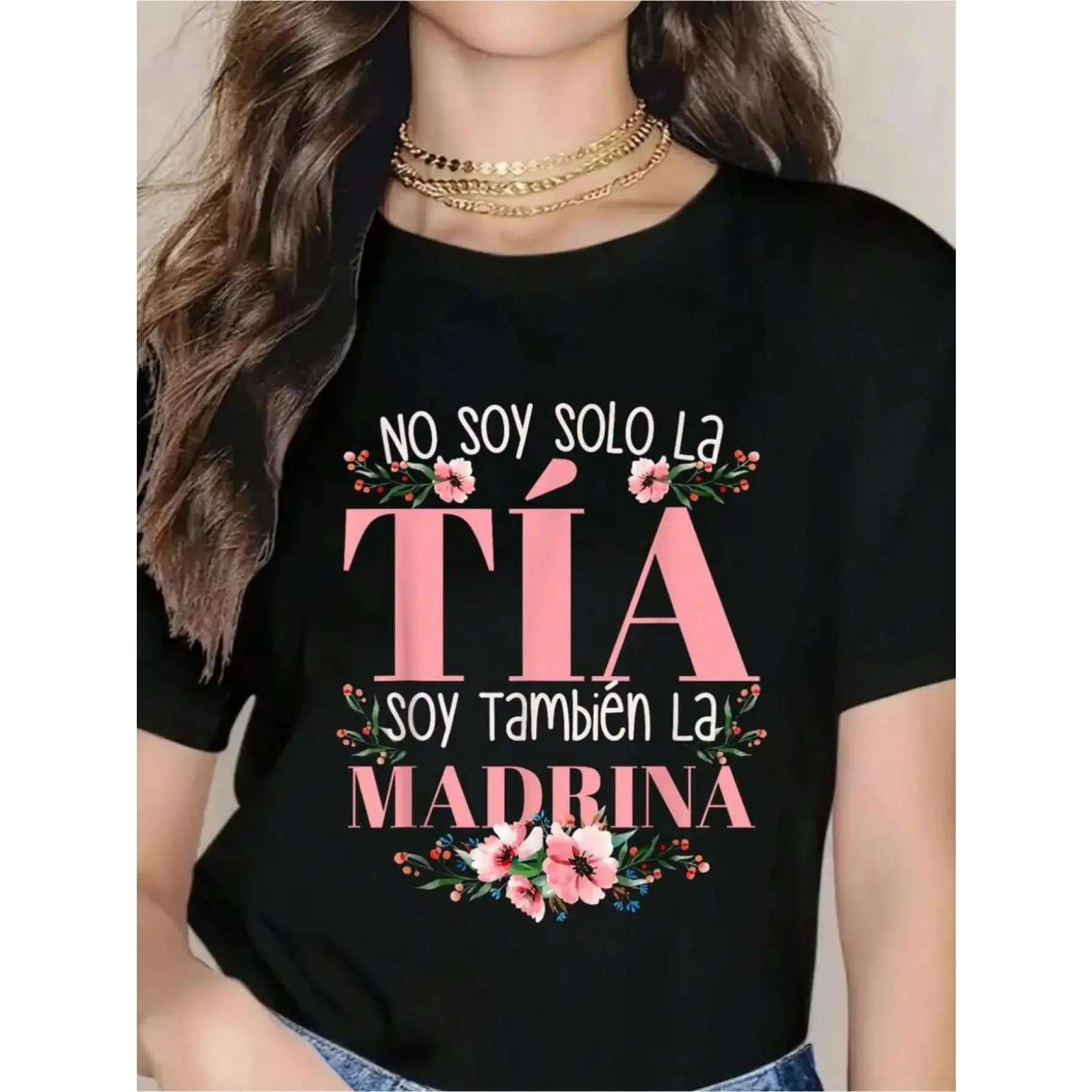 Women's "Soy La Madrina" Spanish Print Short-Sleeve Sports Top - Twill, Loose-Fitting, Unisex Relaxed Fit, Essential Everyday Fabric, Lightweight Breathable, Casual Streetwear Graphic Tee, Fast Processing:1–2 Days, All-Season Athletic Clothes