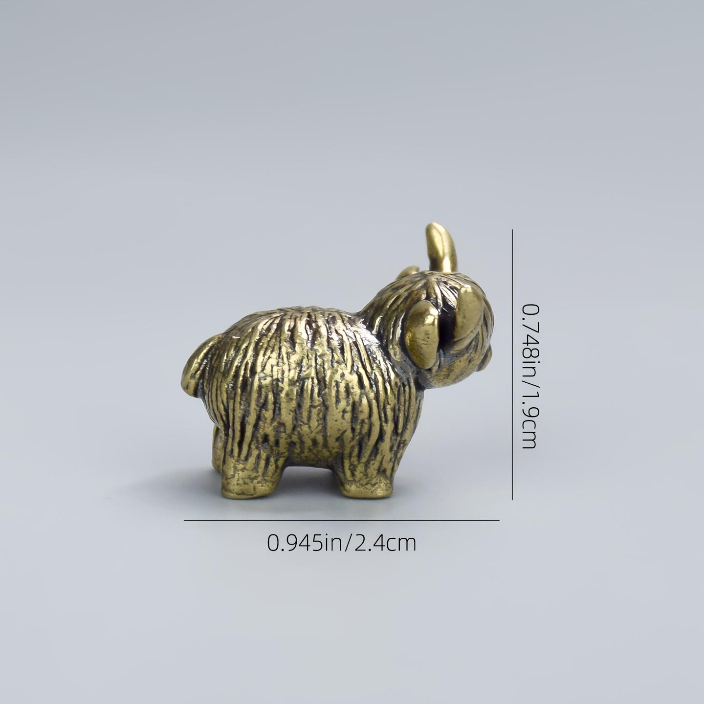 Retro Brass Mini Bull Statue | Solid Brass Material — A Decorative Mini Ornament Suitable for Tea Tables and Various Room Settings (No Electricity Required)
