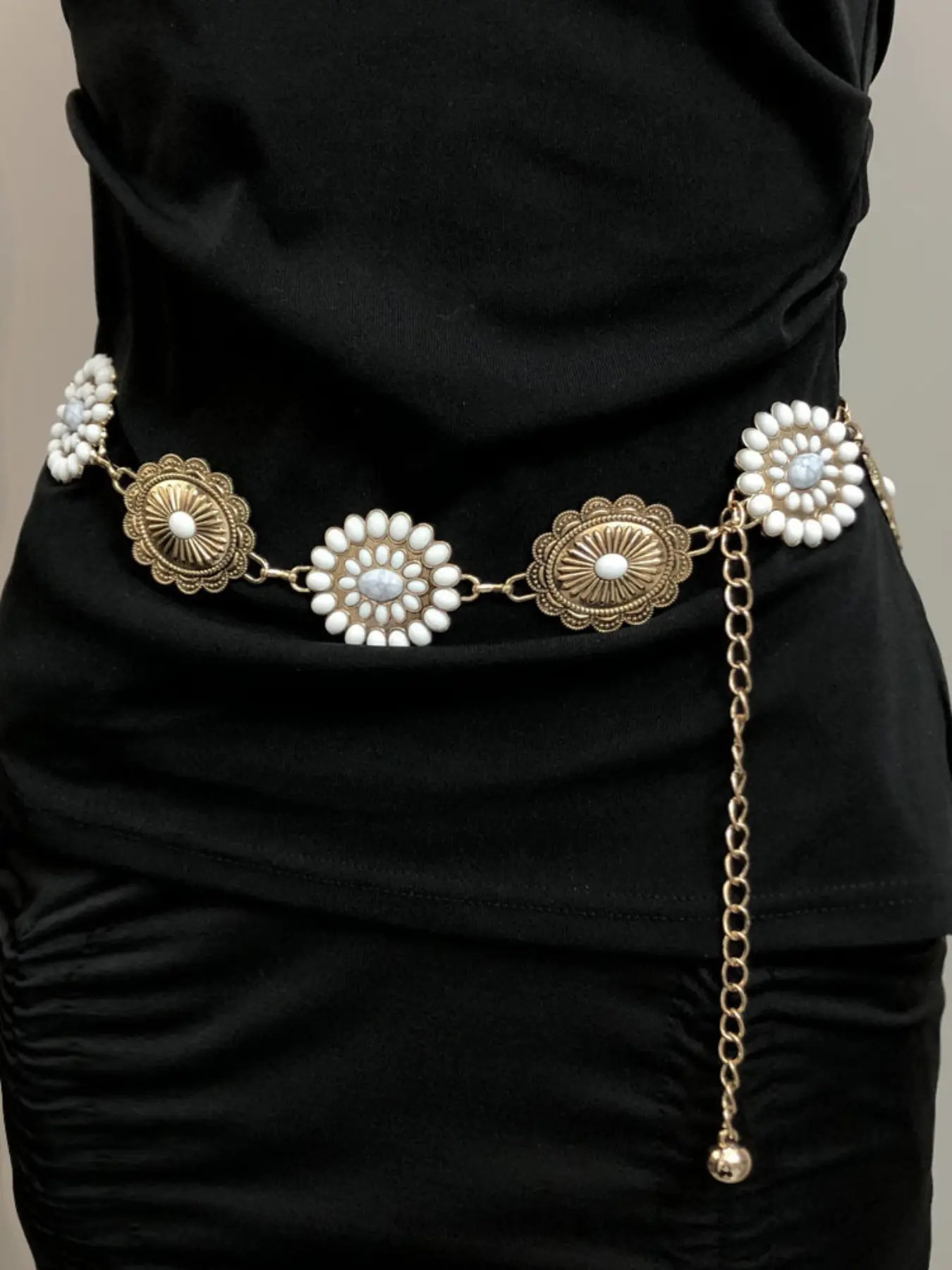 Boho Ethnic Floral Waist Chain for Women, Oval Flower Design Belt, Dress Decoration Chain, Fashion Accessory