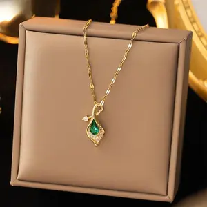 316L Stainless Steel Luxury Retro Green Zircon Crystal Leaf Necklace Women New Fashion Neck Jewelry Glamorous Gift