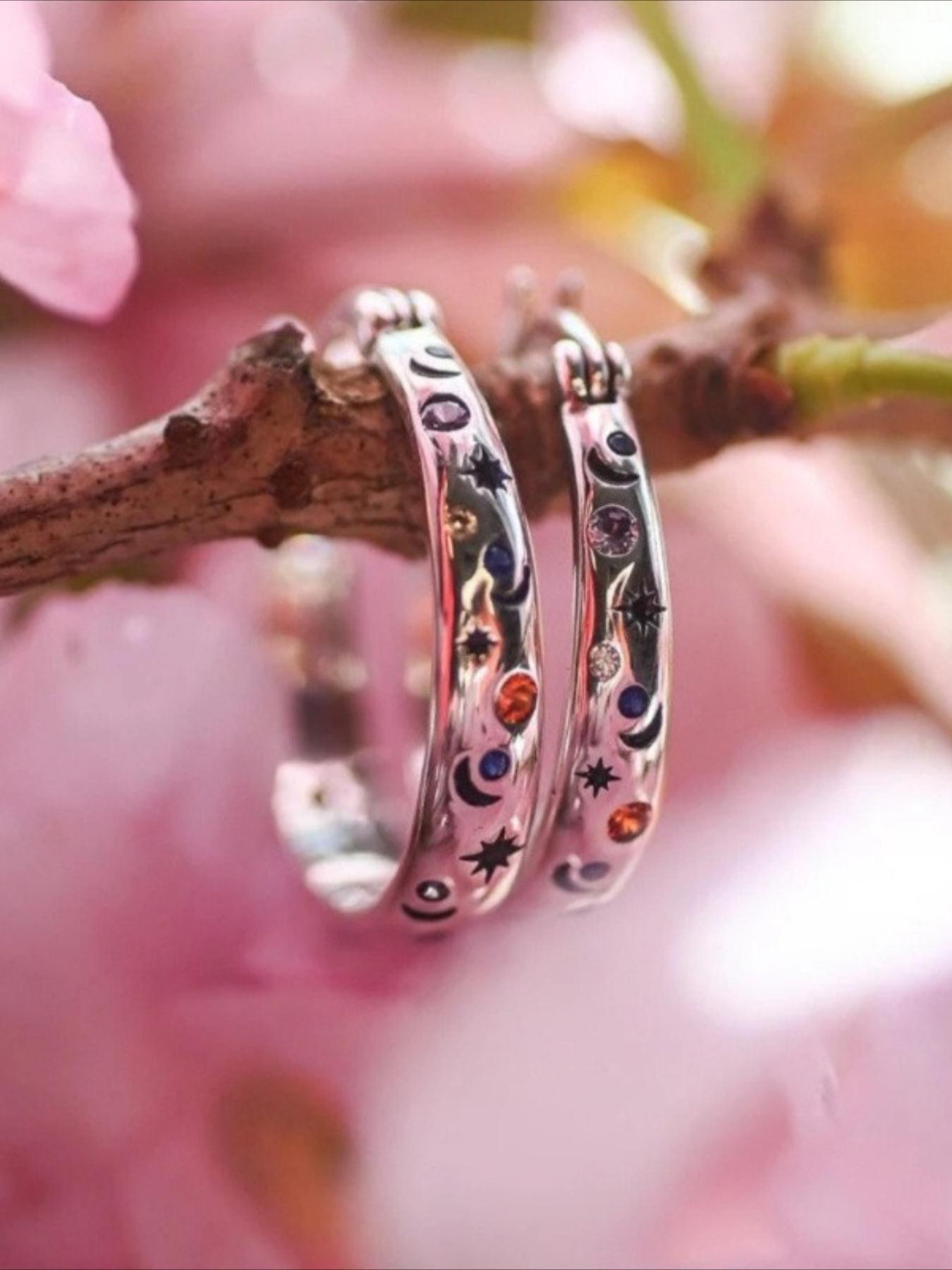 Star & Moon Engravings Hoop Earrings, Fashion Jewelry for Party, Daily Clothing Decor, Trendy All-Match & Exquisite Jewelry for Birthday Gift, Fashionable Hoop Earrings