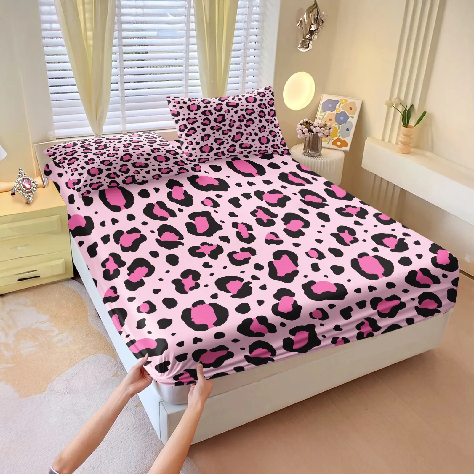 3Pcs Hot Pink Black Contrast Leopard Fitted Sheet Set, Thick Fade-resistant Fabric, Mattress Cover for Trendy Youth & Influencer Rental Room Decor