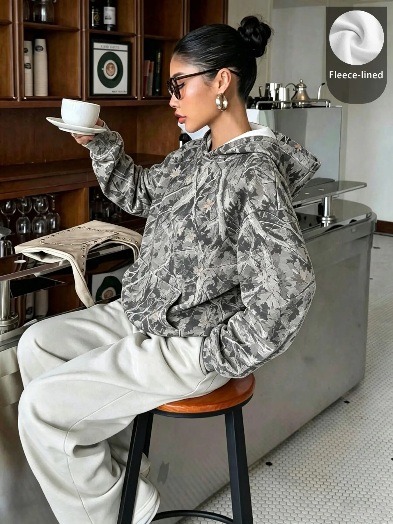 Women's Fleece Camo Hooded Sweatshirt, Fall Winter New Arrival, American Vintage Tree Print, Loose Fit, Warm Pullover Jacket Top