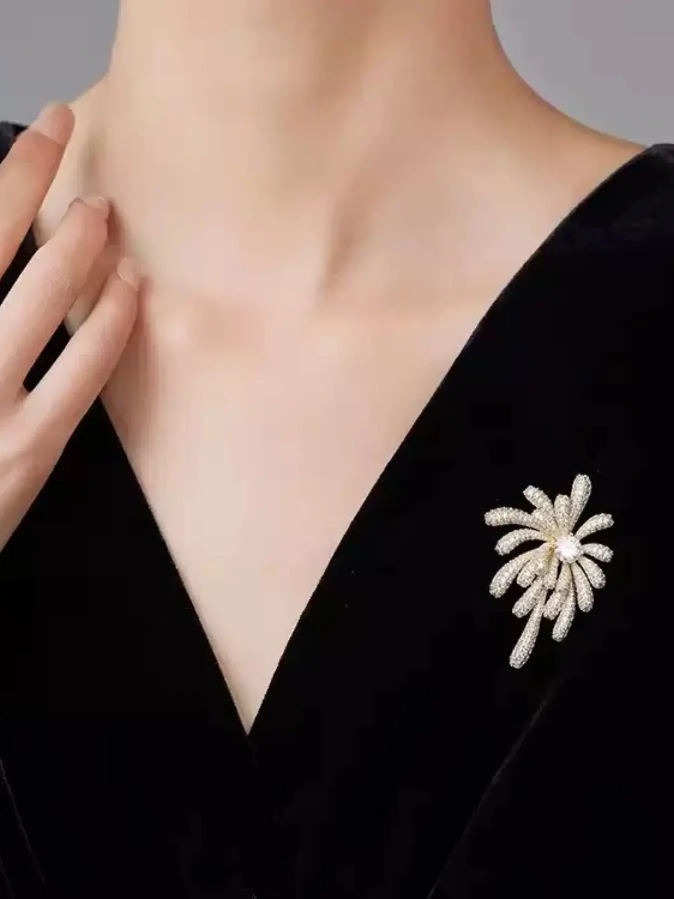 Elegant Silver Color Zirconia Brooch, Sparkling Firework Design, Versatile Fashion Accessory, Perfect for Business and Casual Wear