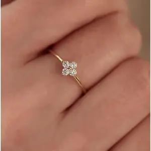 [NB] 18K Gold Plated Dainty Four Leaf Clover Ring for Women, Minimalist Tiny Floral Thin Band, Niche Unique Design Elegant Premium Stackable Ring, Tarnish Free Hypoallergenic Everyday Fashion Jewelry, Ideal Daily Wear & Birthday Anniversary Gift f
