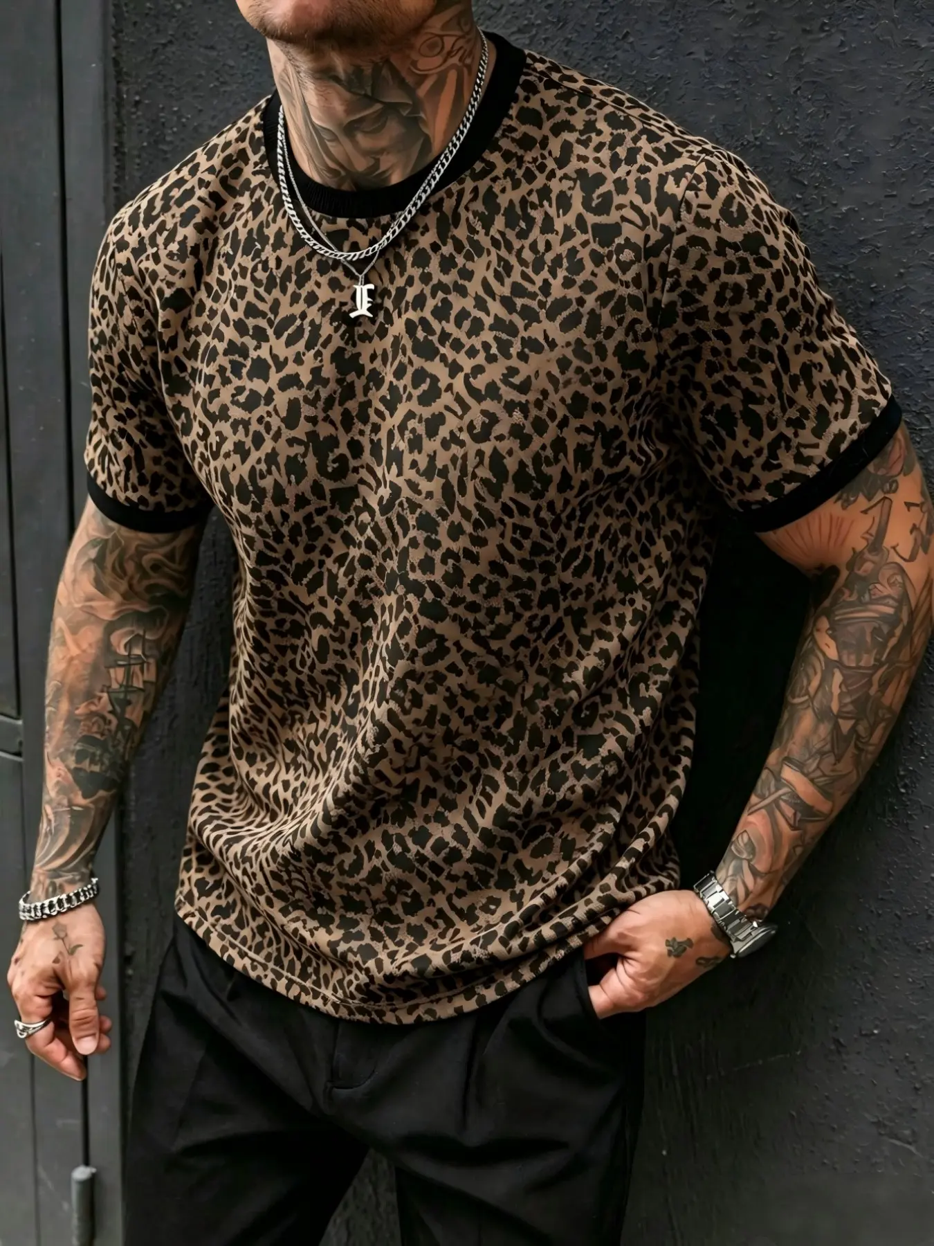 American Vintage Leopard Print Graphic Round Neck Short Sleeve Men's T-Shirt, Trendy Color Block Hem Casual Tee, Comfortable and Stylish