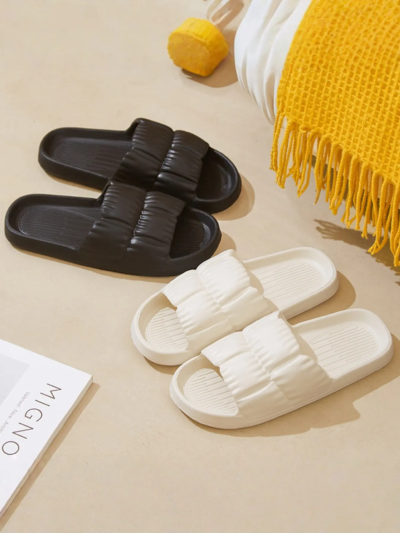 Pillow Open Toe Slides, Lightweight Quick Dry Eva Shower Slippers, Breathable Slippers, Indoor Bedroom Non Slip Sandals, Comfortable and Durable Footwear, Slipper Shoes