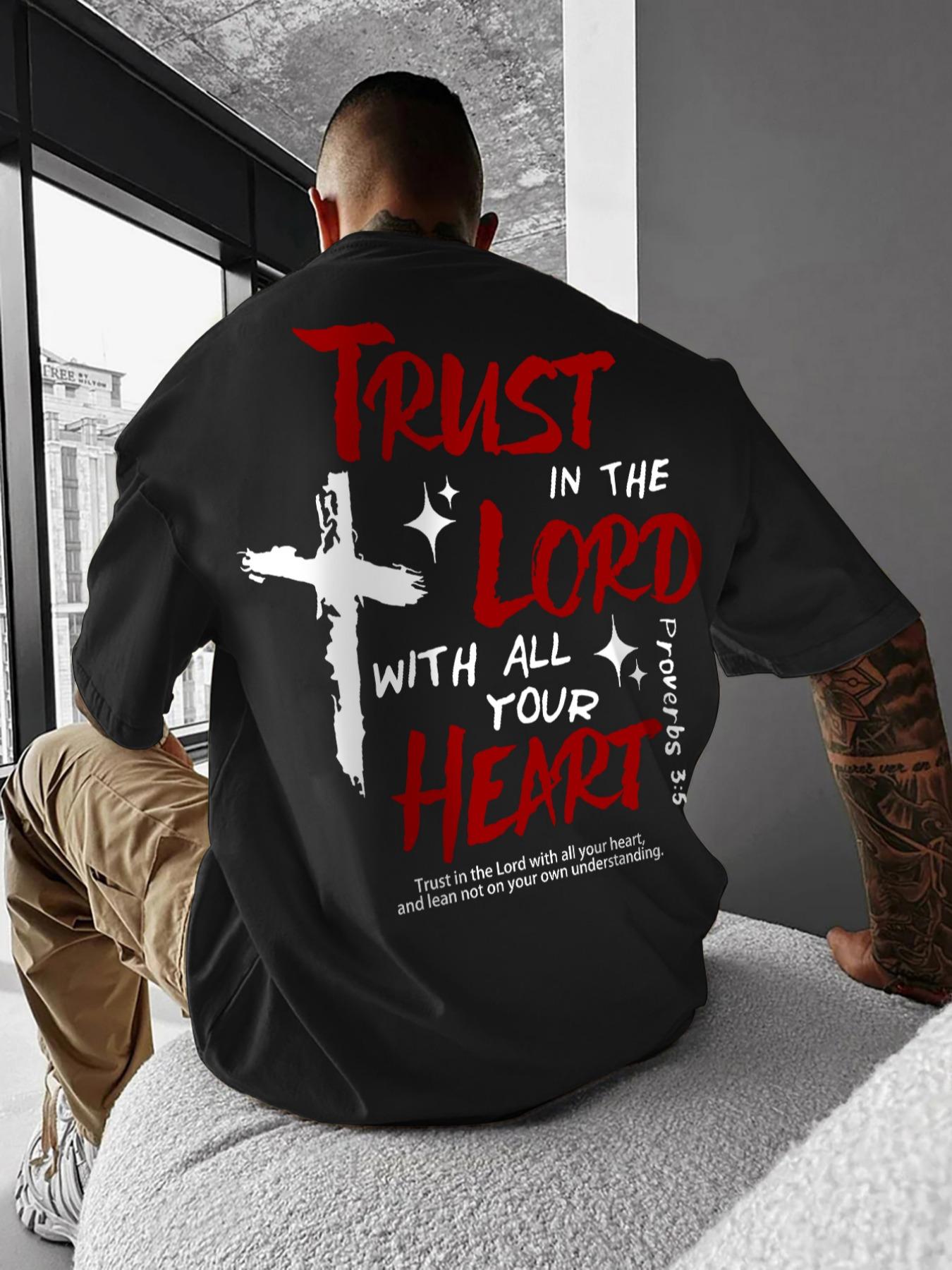 Men's Cross & Letter Print Round Neck Graphic Tee, Casual Short Sleeve T-shirt for Daily Wear, Men's Top for All Seasons