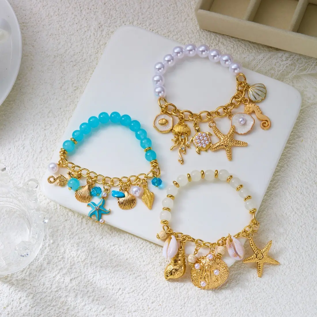 Bohemian Beach Vacation Starfish Turtle Pendant Bracelet for Women, Trendy Coastal Style Beaded Charm Jewelry, Minimalist Layered Anklet Inspired Fashion Accessory for Summer Outfit & Resort Wear