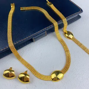 【3-Piece Women's Jewelry Set】A stylish and classic bridal wedding accessory set, including a pair of earrings, a necklace, and a bracelet. It is also suitable for everyday banquets and parties, and is the perfect complement to sophisticated