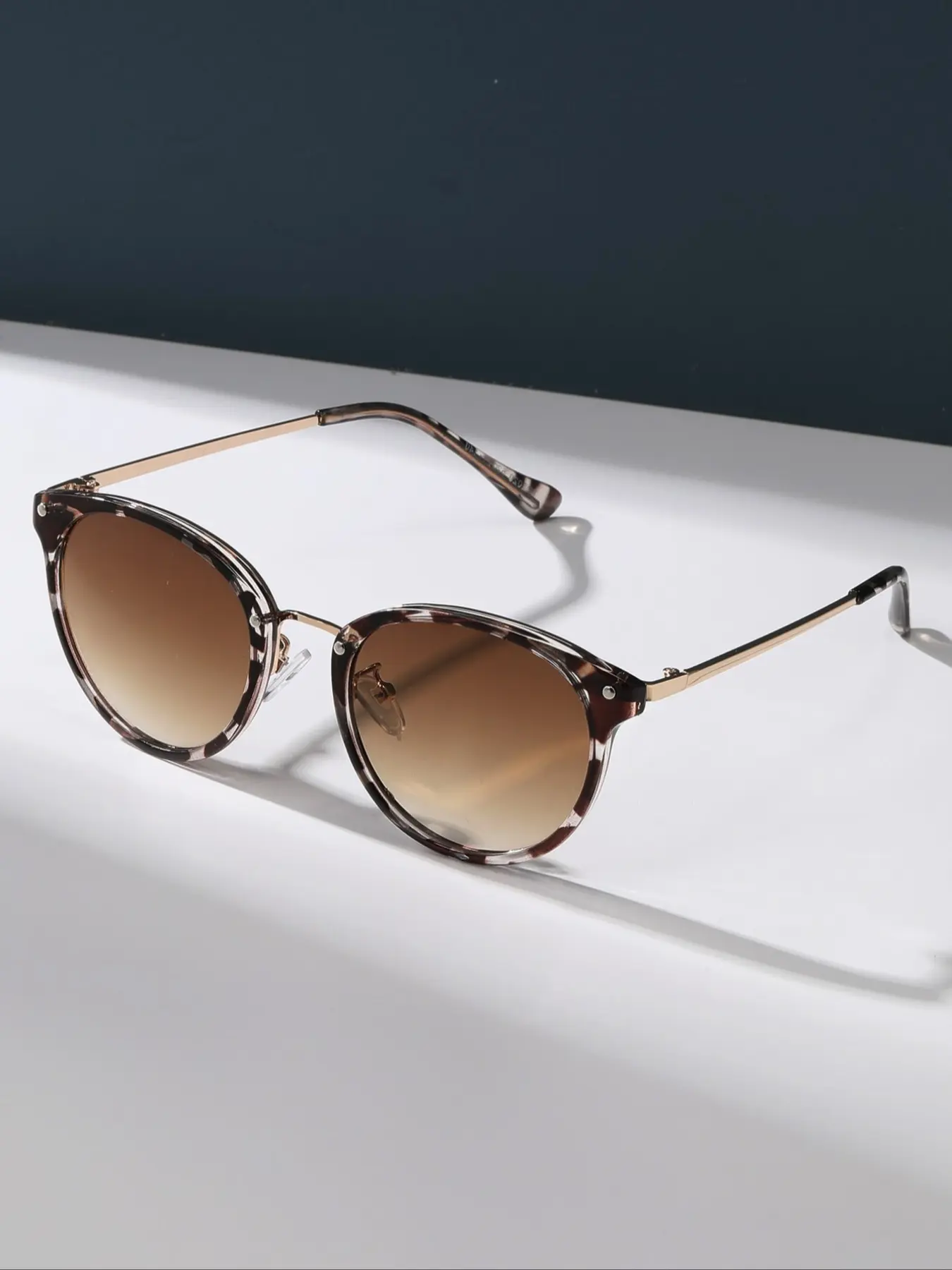 Unisex Fashion Leopard Pattern Sunglasses, Trendy Casual Sunglasses for Everyday Use, Fashion Accessories for Outdoor Activities, Trendy Shades
