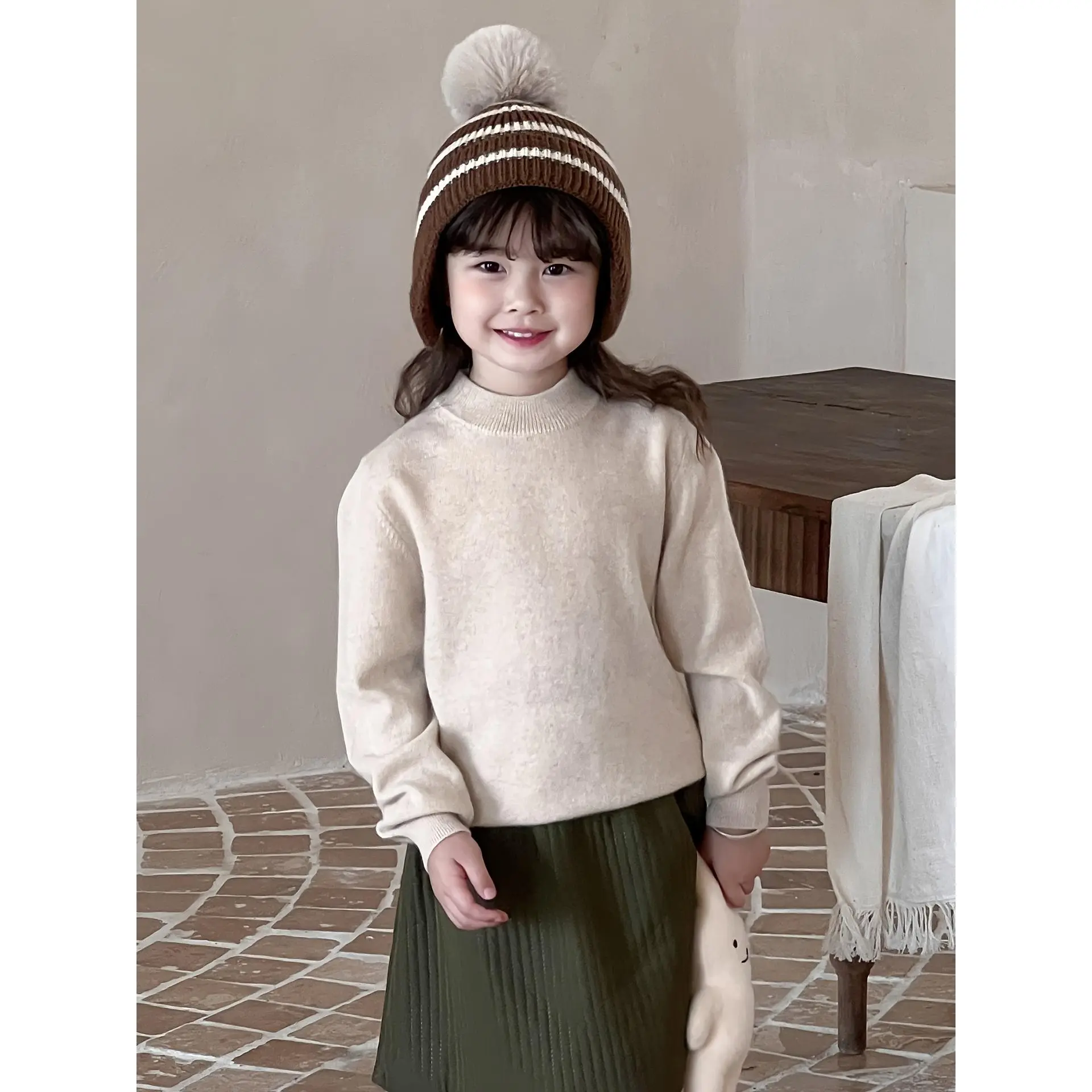 Girls Beige Wool Blend Half Turtleneck Knit Base Layer Top, Soft Velvet Lined Long Sleeve Undershirt, Casual Warm Kids Inner Wear, Perfect For Daily Wear, School Days, Family Trips And Spring Autumn Kids Outdoor Leisure Activities