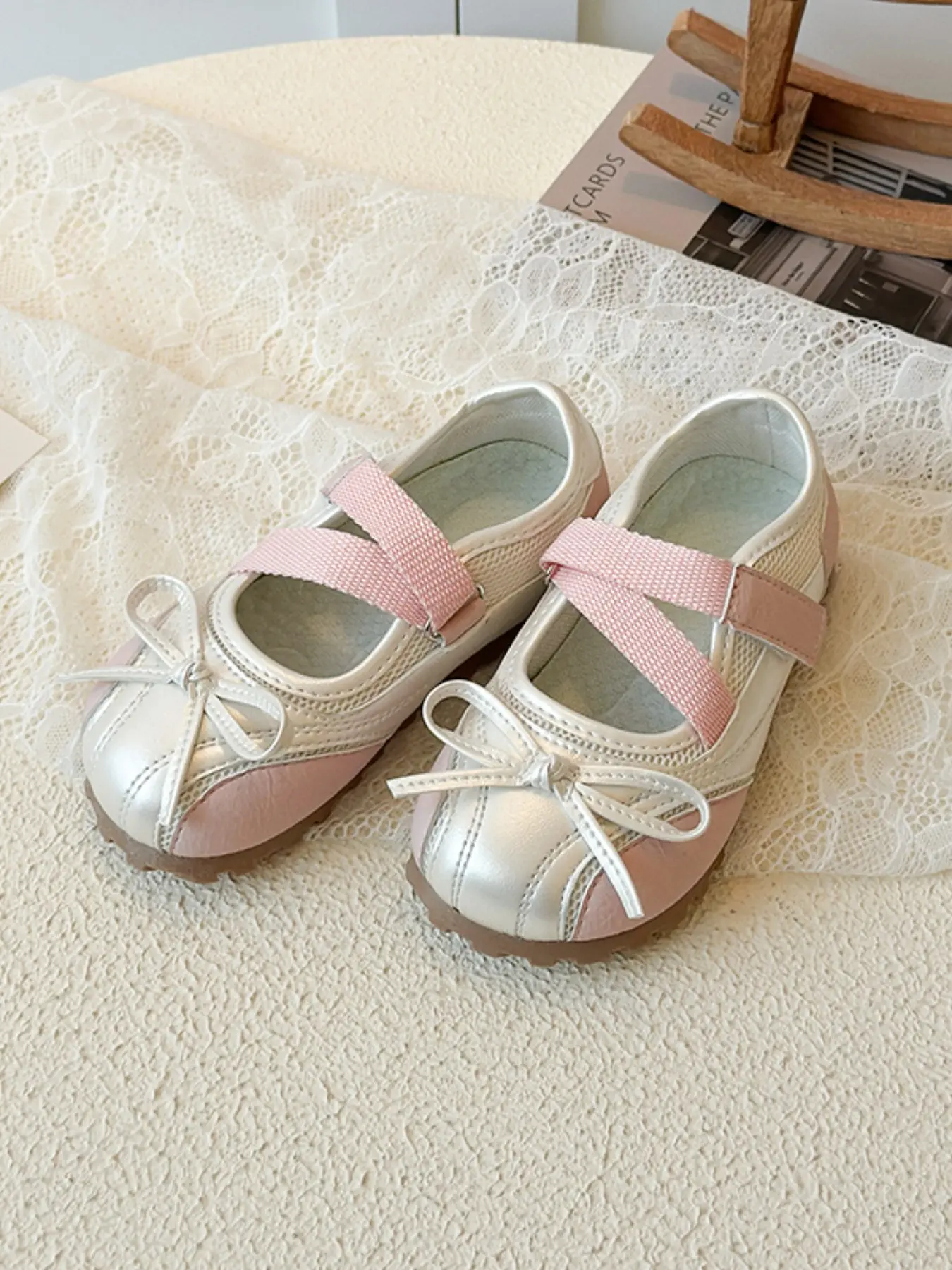 Girls' Bow Casual Shoes, Single Shoe, Sweet Board Sneakers, Indoor Shoes for Toddlers, Spring & Fall Party Style