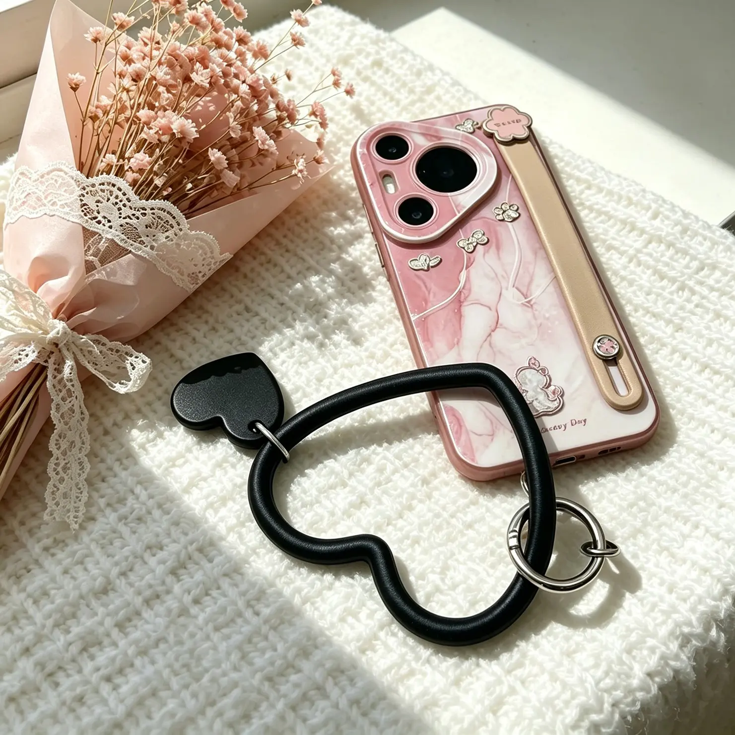 Silicone Heart Ring Phone Wrist Lanyard with Keychain, Cell Phone Lanyard, Universal Phone Tab Anchor, Fits All Smartphones & Cases, 1pc Accessory