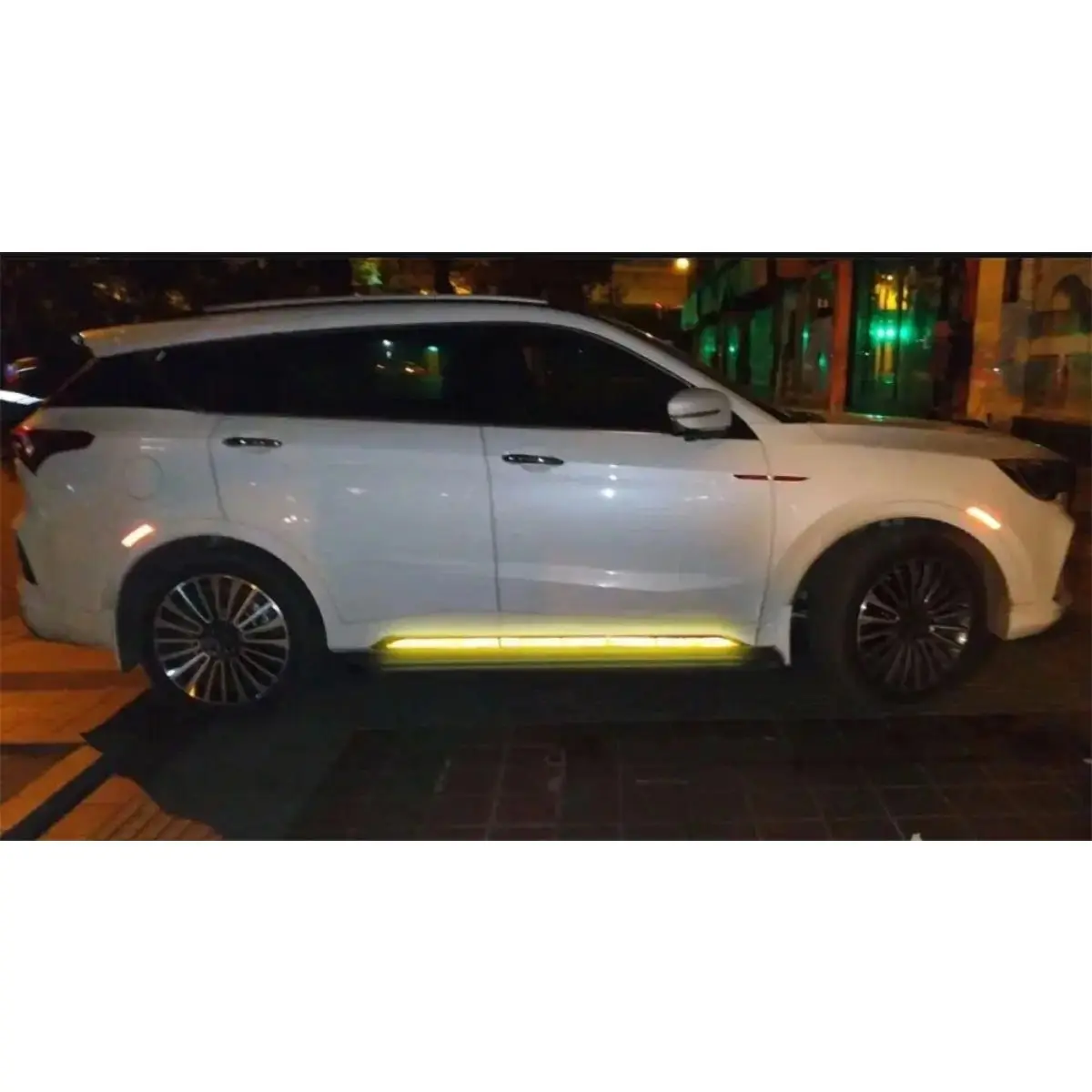 3‑Pack Reflective Car Stickers, Anti‑Collision Warning Safety Tape, Car Trunk Reflective Decor Accessories For Vehicle Exterior
