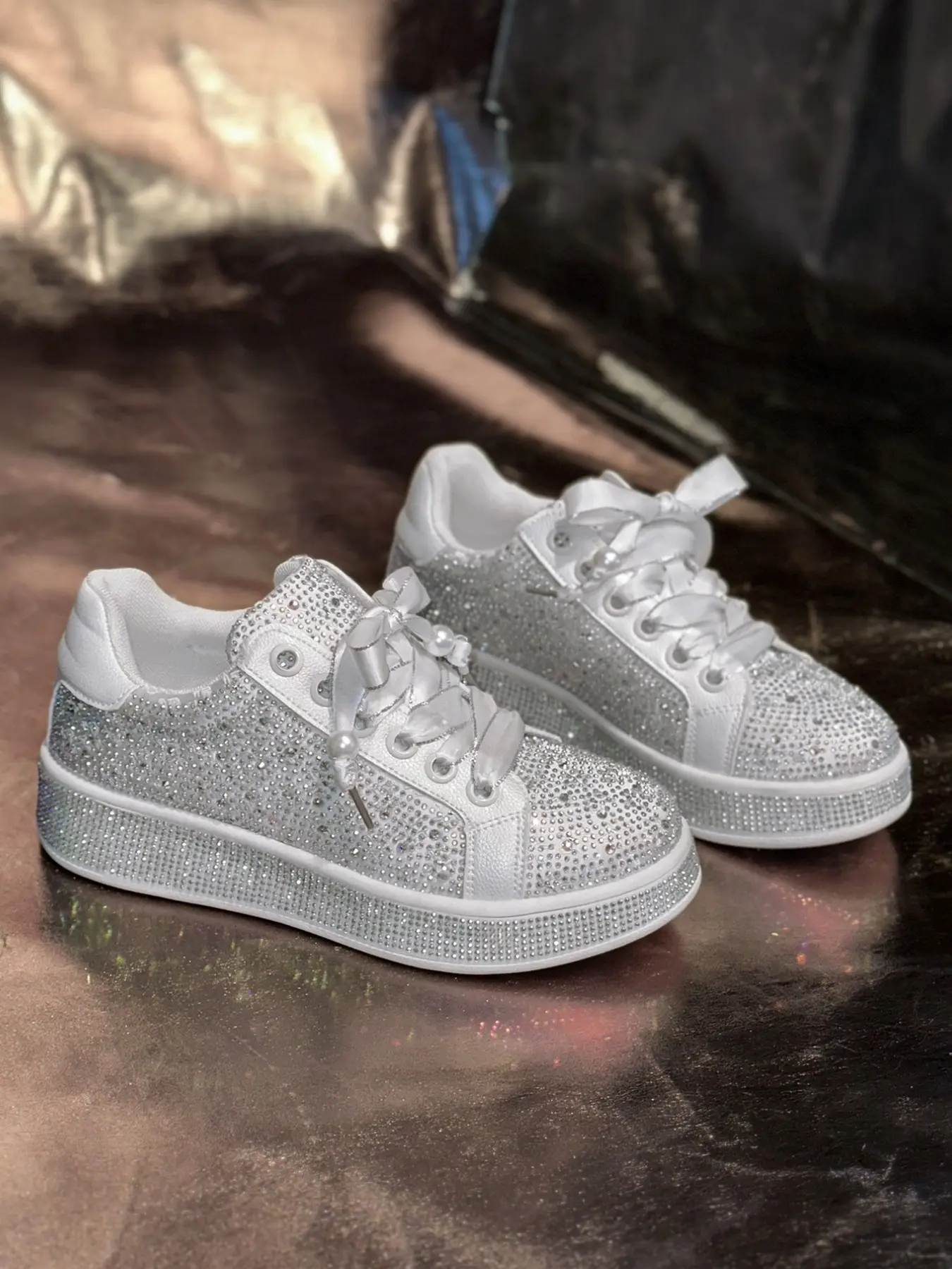Luxury Rhinestone Casual Shoes, Four Seasons New Lace-Up Board Sneakers, Versatile Fashion Shoes, Trendy and Stylish Footwear