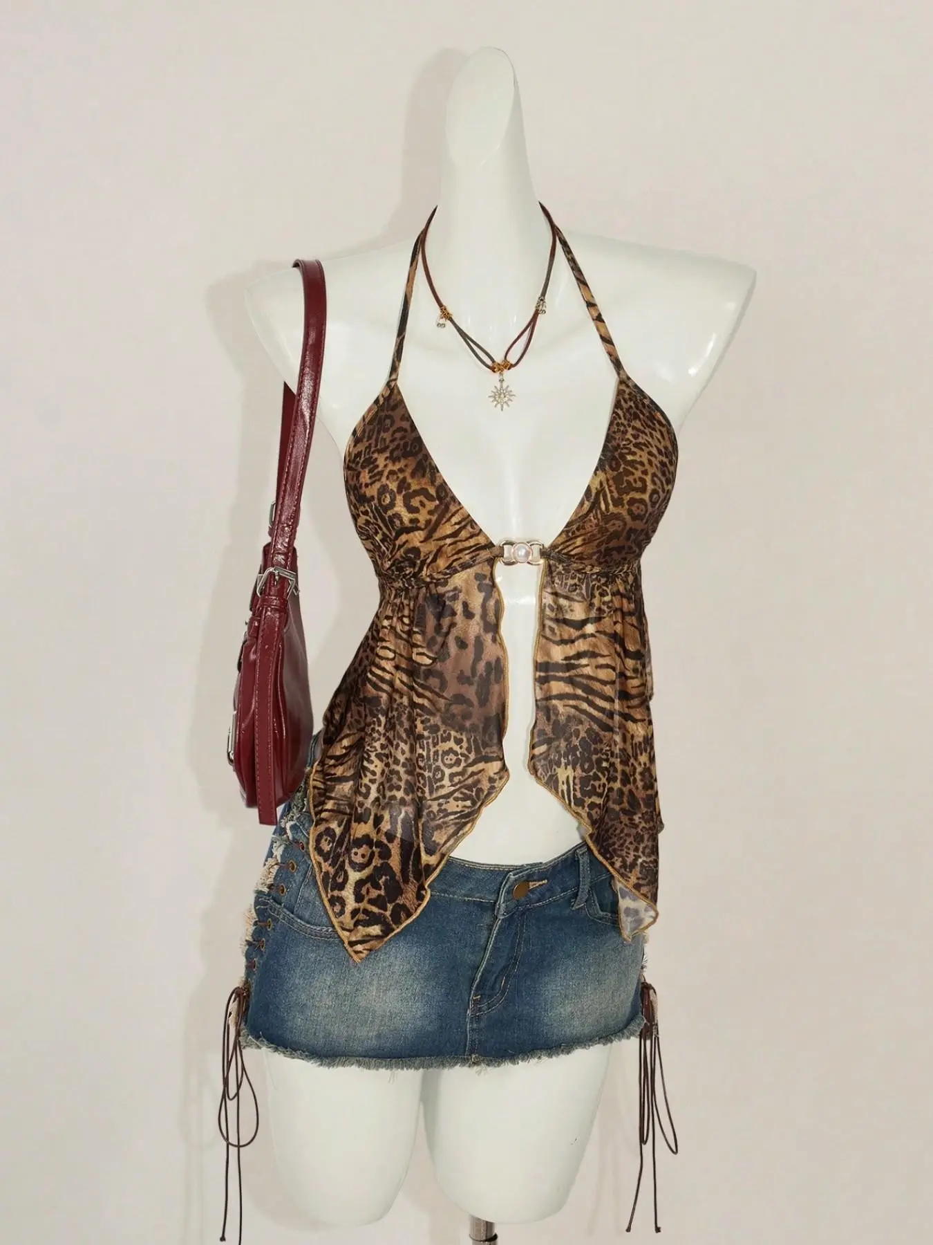 Summer Women's Leopard Print Sexy Casual Boho Sleeveless Halter Cami Top, Asymmetrical Hem, Perfect for Beach Vacation, Party, Date, Retro Style