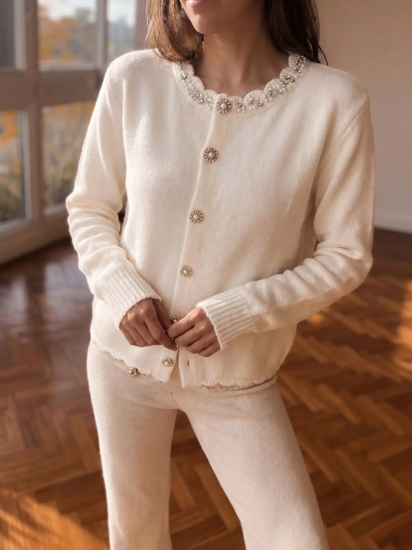 Elegant Women's Fitted Knit Cardigan, Shell Edge, Pearl Rhinestone Flower Buttons, Long Sleeve, Soft Daily Wear, Fall & Winter