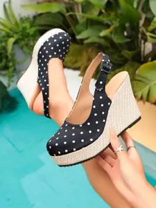 Women's new fashion wedge platform sandals with a fully covered toe design and polka dot pattern, suitable for daily casual wear and various occasions, making it the best choice as a gift.