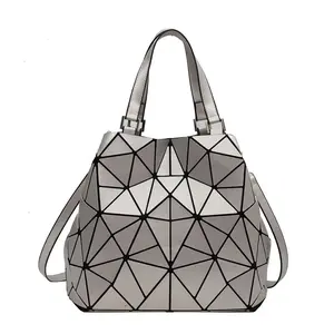 2026 new women's bag, high-quality large-capacity bag, trendy shoulder bag, fashionable versatile crossbody bag