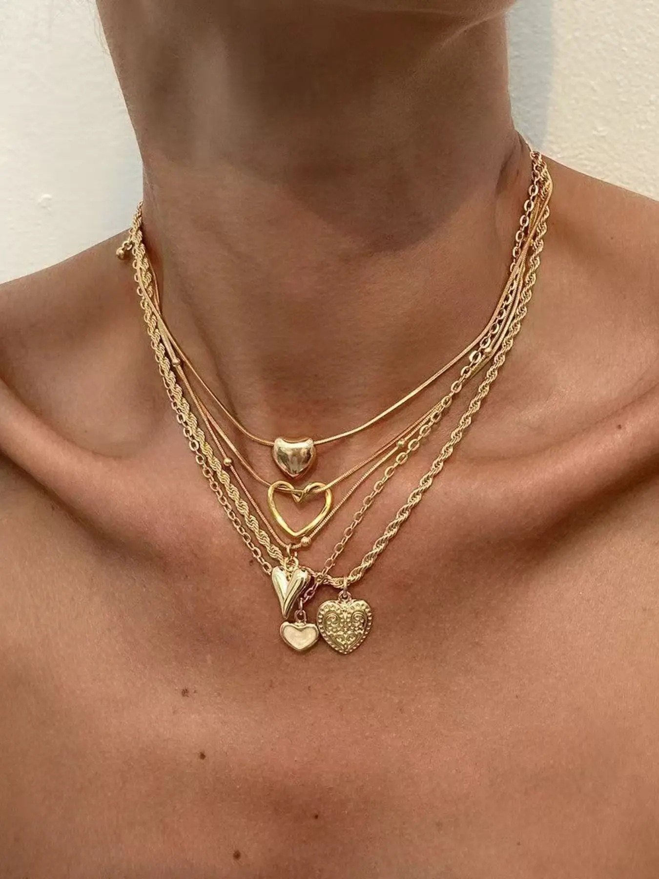 Heart Pendant Metal Necklace Set, Layered Geometric Ot Short Jewelry, Fashionable Multi-Strand Necklaces for Women, Costume Necklaces