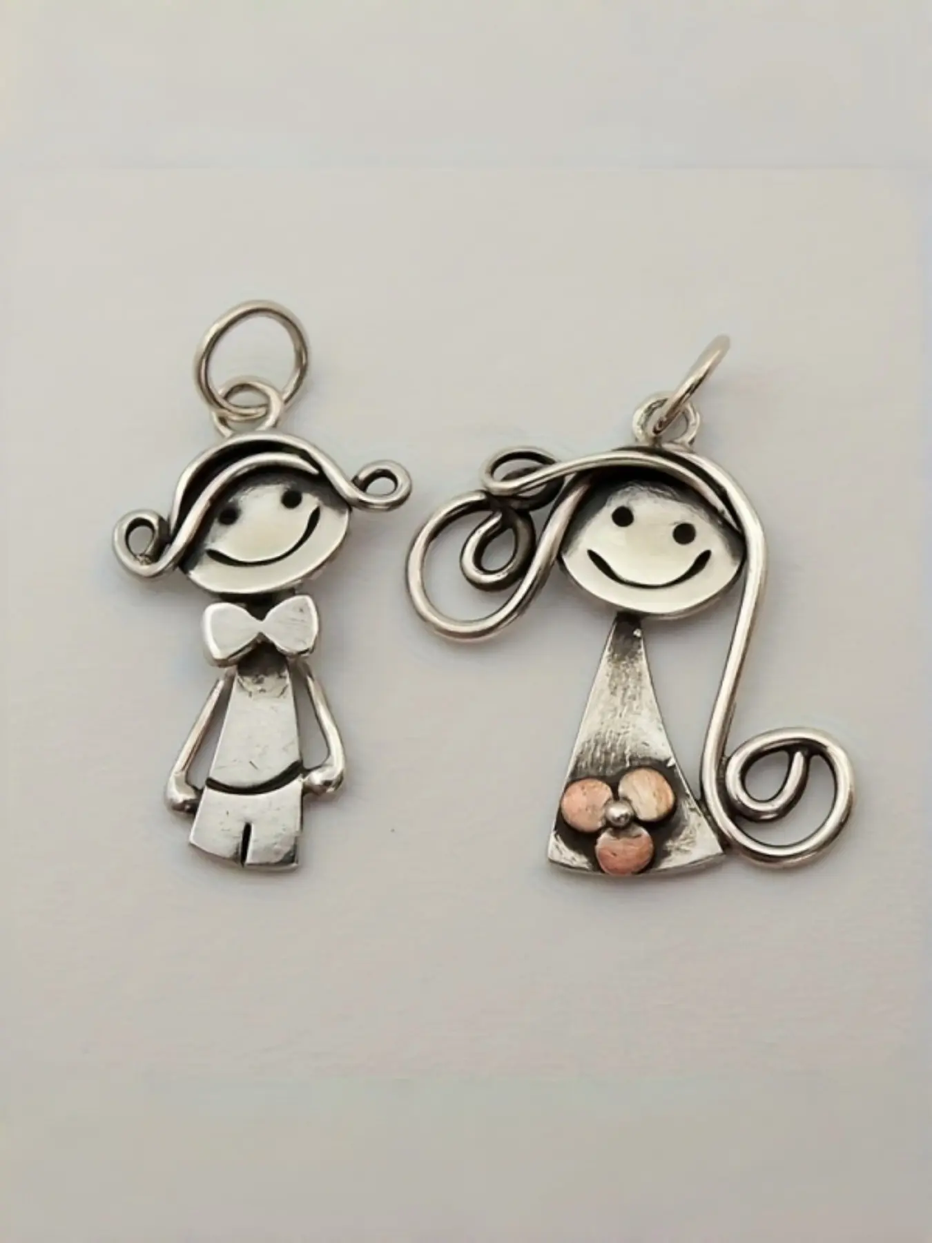 Vintage Asymmetric Boy & Girl Earrings, Smiling Face Design, Enamel Flower Accents, Hypoallergenic, Perfect for Gifts & Parties